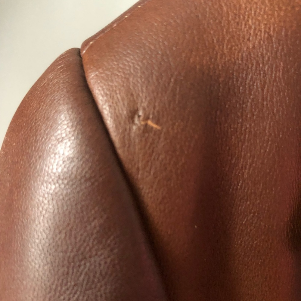 Leather coat - Picture 7 of 8
